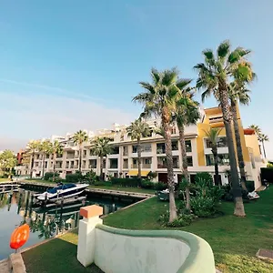 Alboaire- Waterfront Luxury 4 Bedroom In The Marina Of Apartment Sotogrande